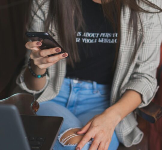 fausto-sandoval-SJSotla5R3s-unsplash