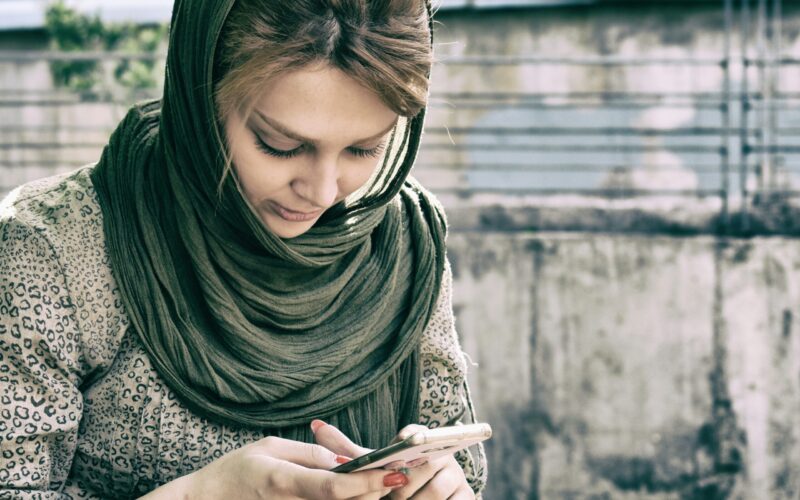 mehrpouya-h-IwAmcSc9K9Y-unsplash